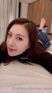 大波浪极品颜值蛇纹身小姐姐 乳晕很大白嫩奶子 搔首弄姿热舞扭动